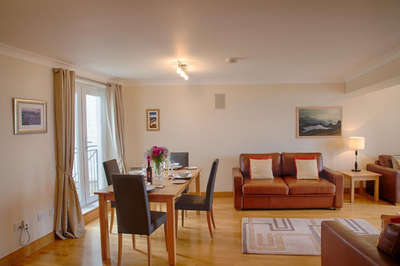 Links Apartment Brora Exterior foto