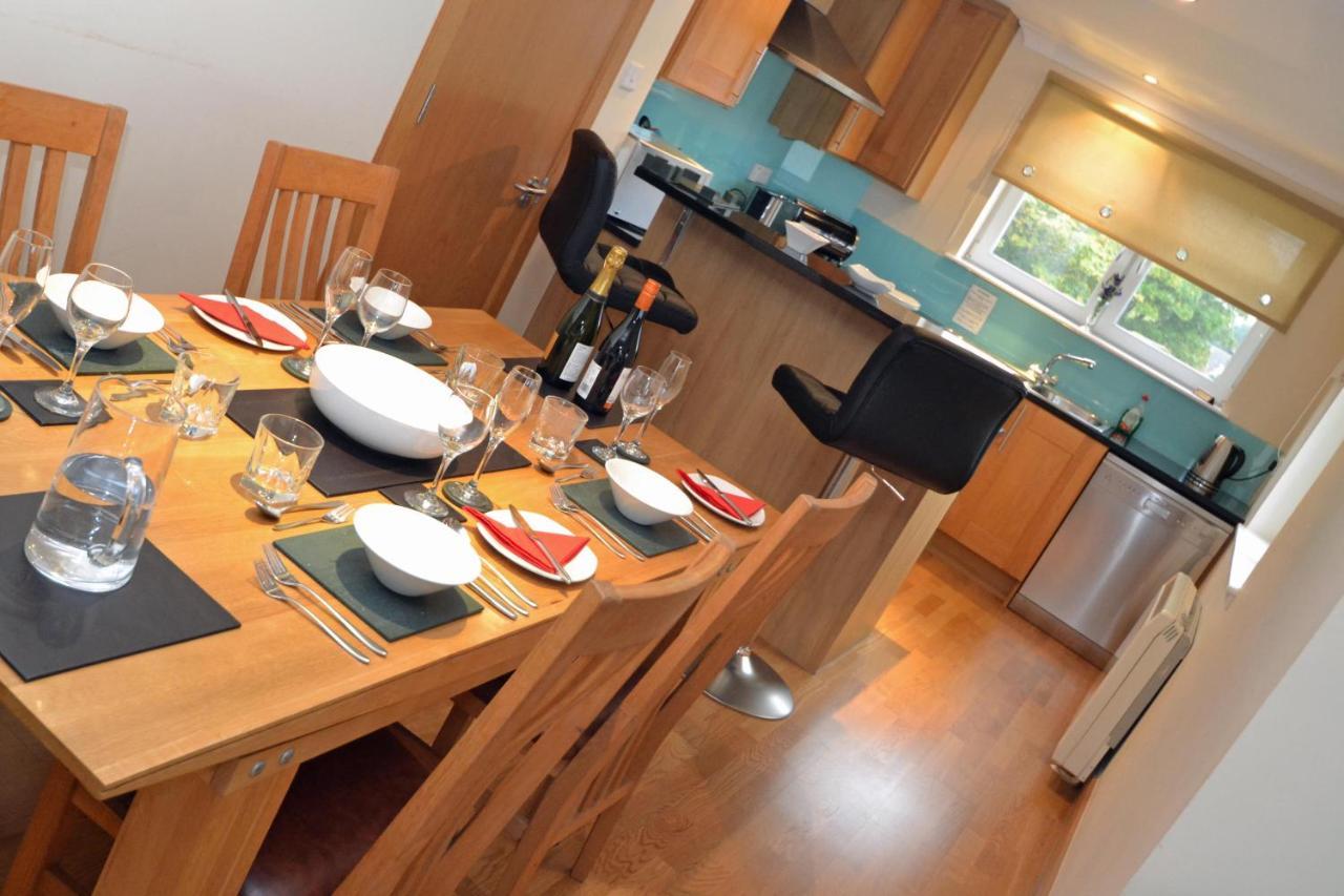 Links Apartment Brora Exterior foto